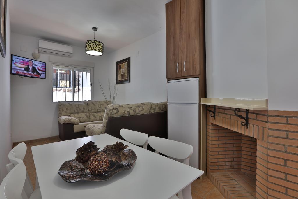 Apartamentos El Madronal 꼬또 리오스 외부 사진