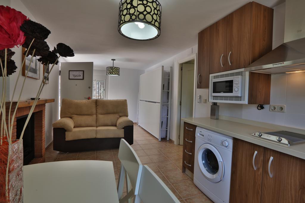 Apartamentos El Madronal 꼬또 리오스 외부 사진