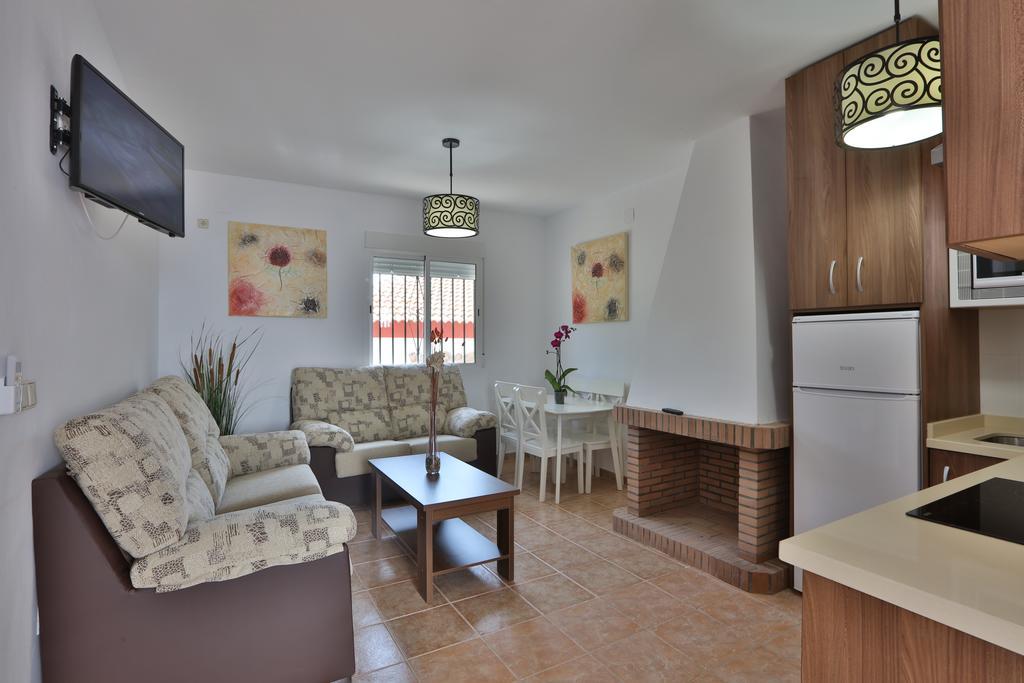 Apartamentos El Madronal 꼬또 리오스 외부 사진